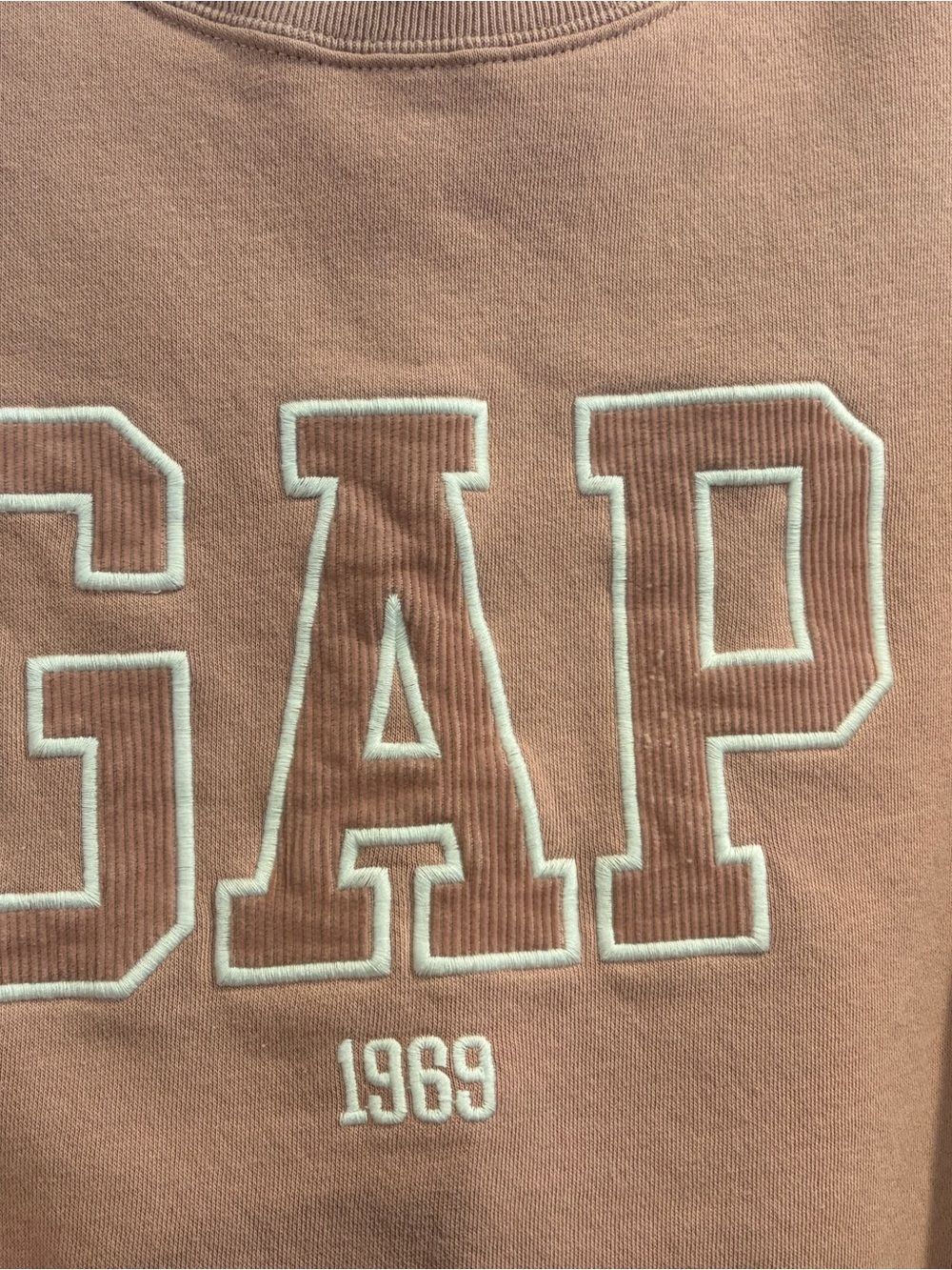 GAP Women's Dusty Rose Logo Sweatshirt with White Trim